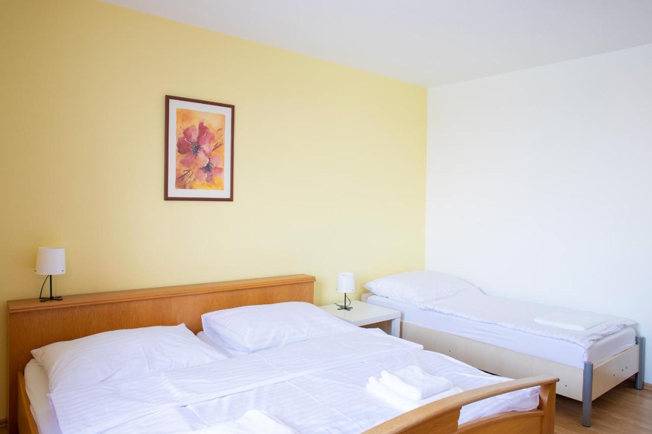 Amenity Apartmany بيرناي المظهر الخارجي الصورة